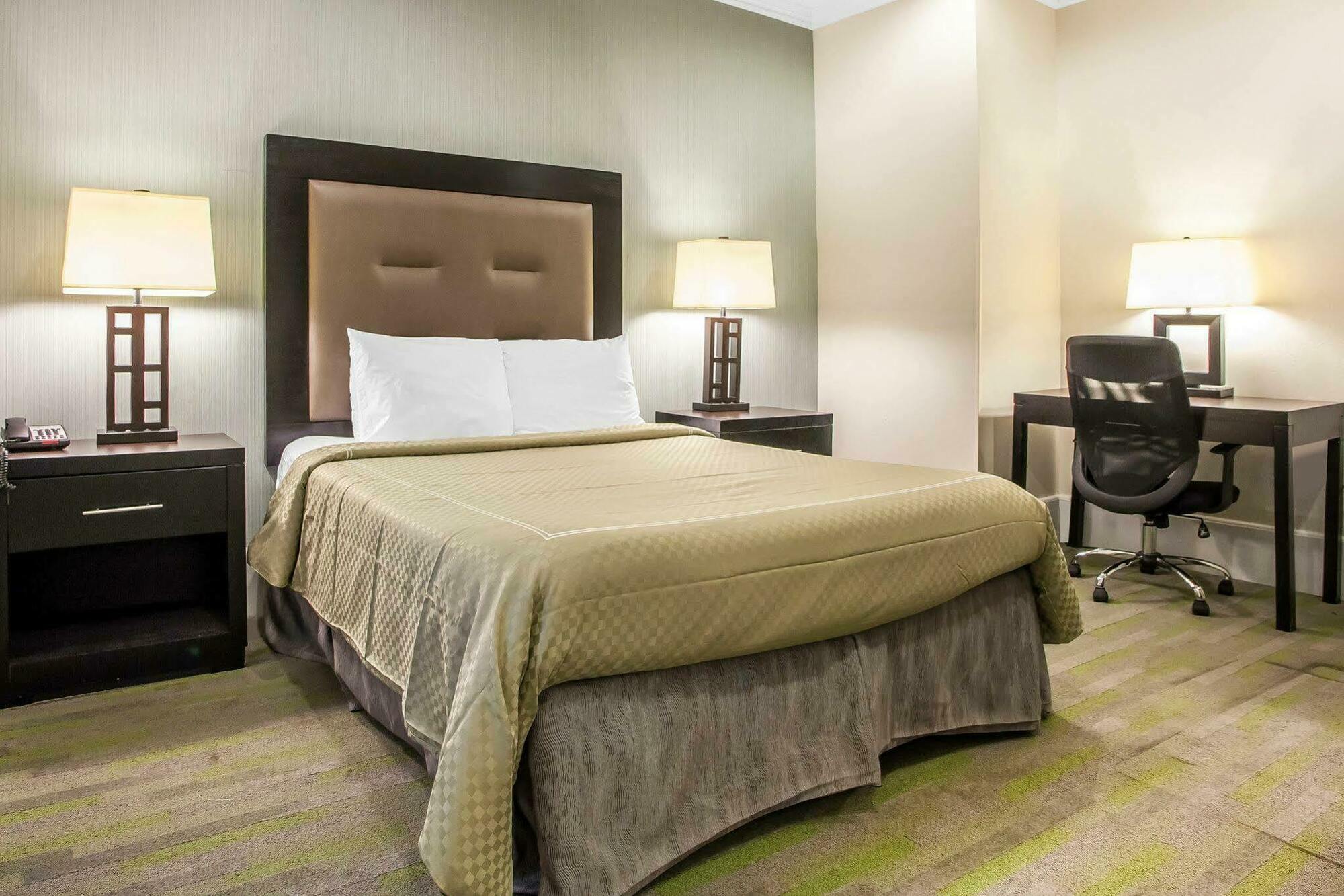 פילדלפיה Quality Inn Center City מראה חיצוני תמונה